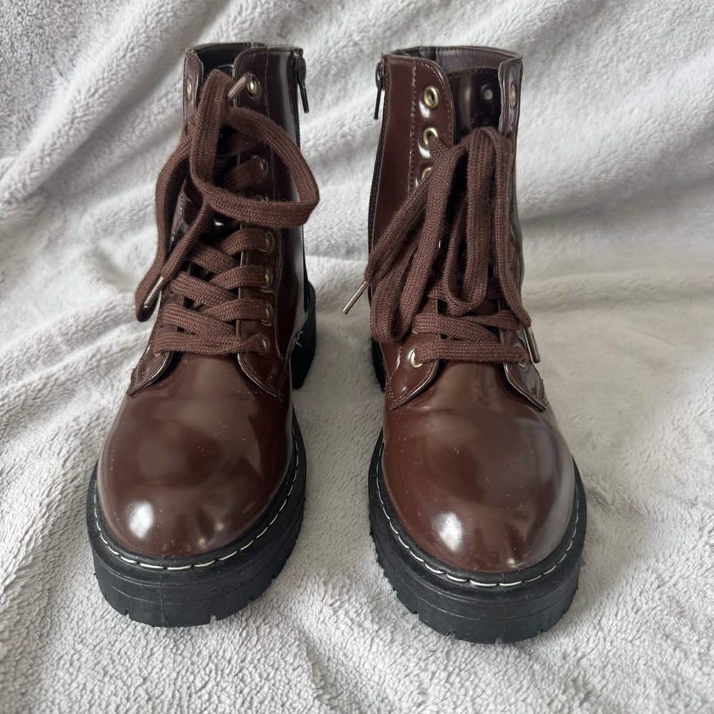 Sugar Kaedy Women’s Shiny Brown Lug Sole Combat Lace-Up Ankle‎ Boots Size 7